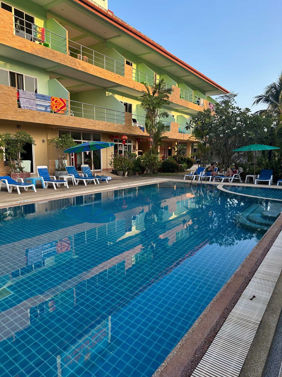 Karon seaview Apartment